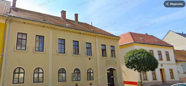 Eladó téglalakás, Győrött 89 M Ft, 3 szobás