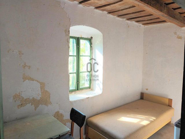 Eladó nyaraló, Kallósdon 5.9 M Ft, 1 szobás