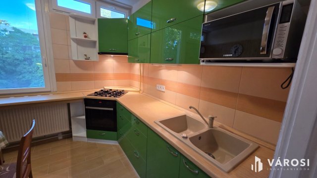 Kiadó téglalakás, albérlet, Debrecenben 270 E Ft / hó, 3 szobás