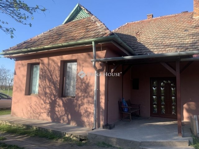 Eladó családi ház, Őrbottyánban 145 M Ft, 4 szobás