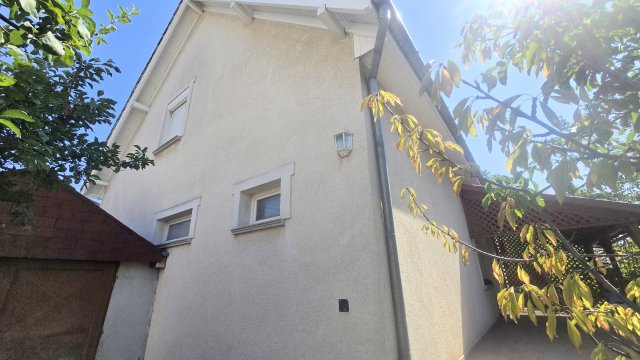Eladó családi ház, XVIII. kerületben, Munkács utcában
