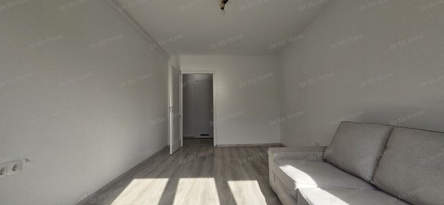 Kiadó panellakás, albérlet, III. kerületben, Miklós utcában