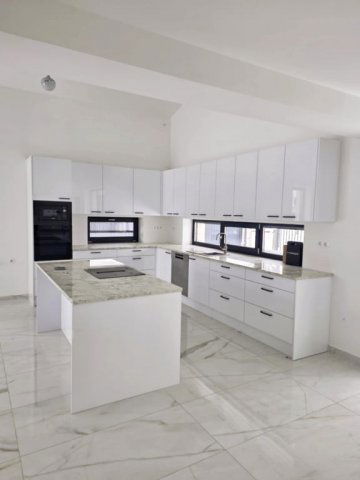 Eladó családi ház, Vecsésen, Magdolna utcában 245 M Ft