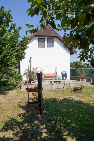 Eladó családi ház, Szigetszentmiklóson 63 M Ft, 3+2 szobás