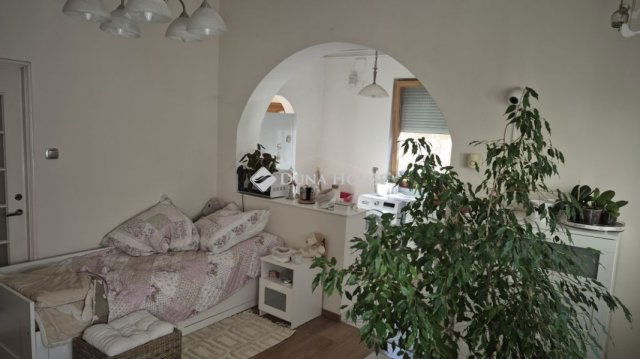 Eladó családi ház, Budapesten, IV. kerületben 149 M Ft, 5 szobás