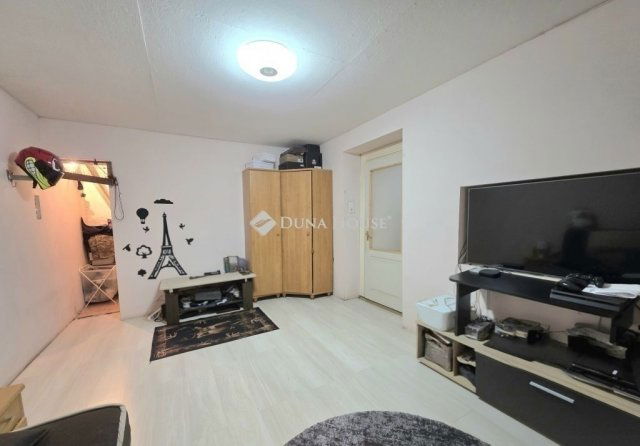 Eladó családi ház, Tápiószecsőn 39 M Ft, 2 szobás