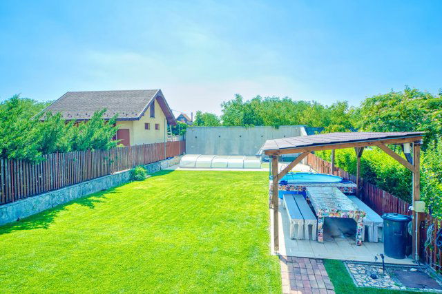 Eladó ikerház, Gyálon 114.9 M Ft, 4+2 szobás