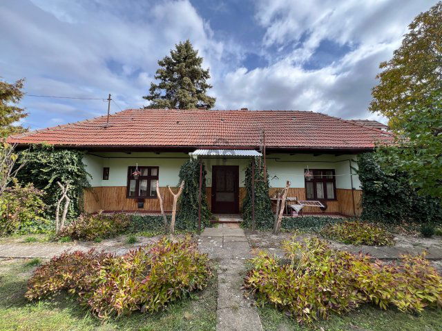 Eladó családi ház, Tarnamérán 10.9 M Ft, 2 szobás