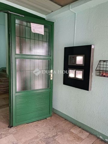 Eladó panellakás, Budapesten, XV. kerületben 66.5 M Ft, 3 szobás