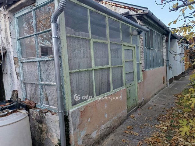 Eladó családi ház, Budapesten, XXI. kerületben 39.6 M Ft