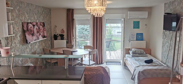 Eladó téglalakás, Zamárdiban 95 M Ft, 2 szobás