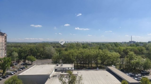 Eladó panellakás, Budapesten, IV. kerületben 81.9 M Ft