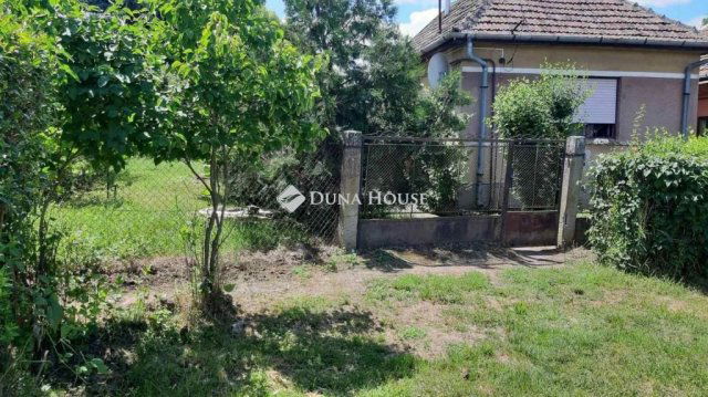 Eladó családi ház, Ököritófülpösön 6.49 M Ft, 1 szobás