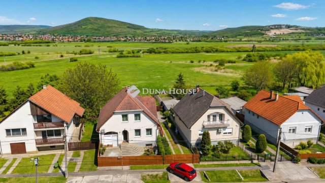 Eladó családi ház, Zagyvaszántón 74.99 M Ft, 4 szobás