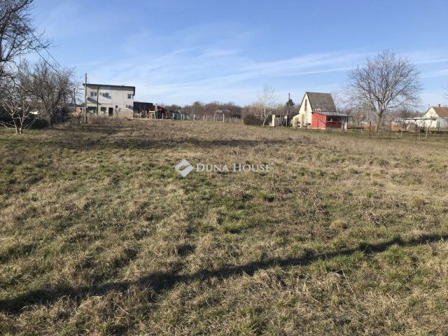 Eladó telek, Kőszárhegyen 16.9 M Ft / költözzbe.hu