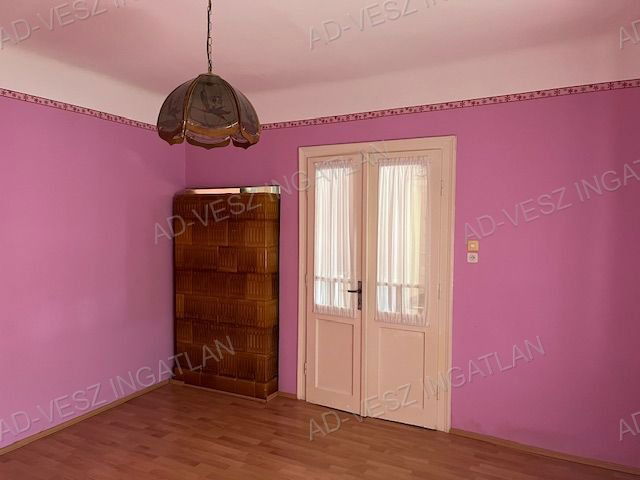 Eladó családi ház, Újhartyánon 49.9 M Ft, 3 szobás