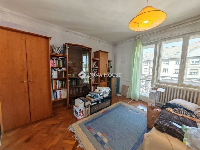Eladó téglalakás, Budapesten, II. kerületben 56.9 M Ft, 1 szobás