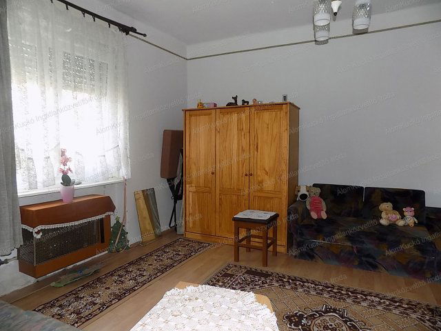 Eladó családi ház, Marcaliban 78 M Ft, 5 szobás