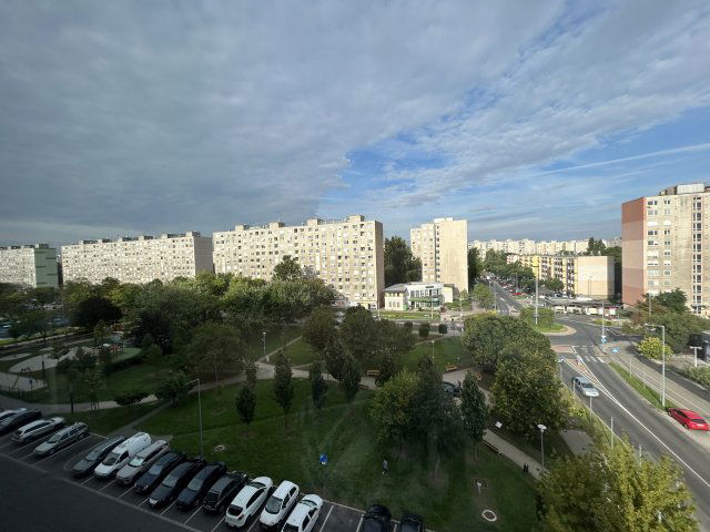 Eladó panellakás, Győrött 39.9 M Ft, 2 szobás