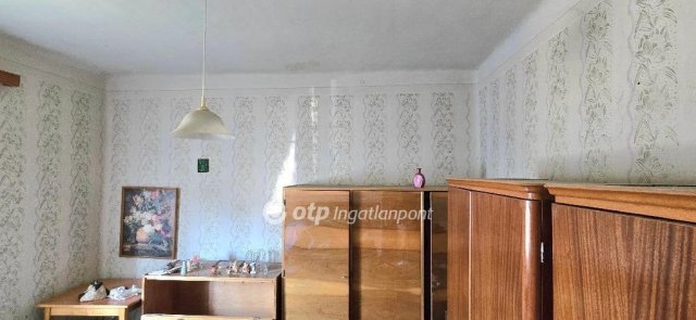 Eladó családi ház, Mikepércsen 49.9 M Ft, 2 szobás