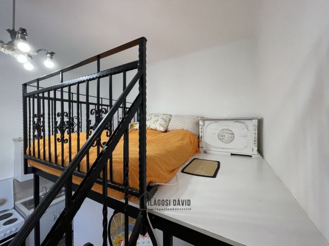 Kiadó téglalakás, albérlet, Debrecenben 180 E Ft / hó, 1 szobás
