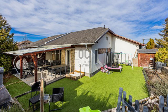 Eladó sorház, Pécelen 86.99 M Ft, 3 szobás