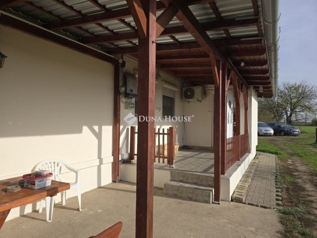 Eladó családi ház, Görcsönyben 79.9 M Ft, 3+2 szobás