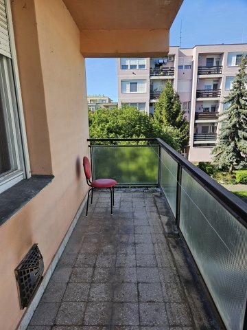 Eladó téglalakás, Pápán 31.9 M Ft, 2 szobás