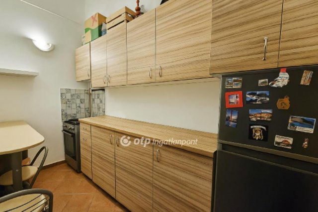 Eladó téglalakás, Budapesten, VIII. kerületben 49.9 M Ft