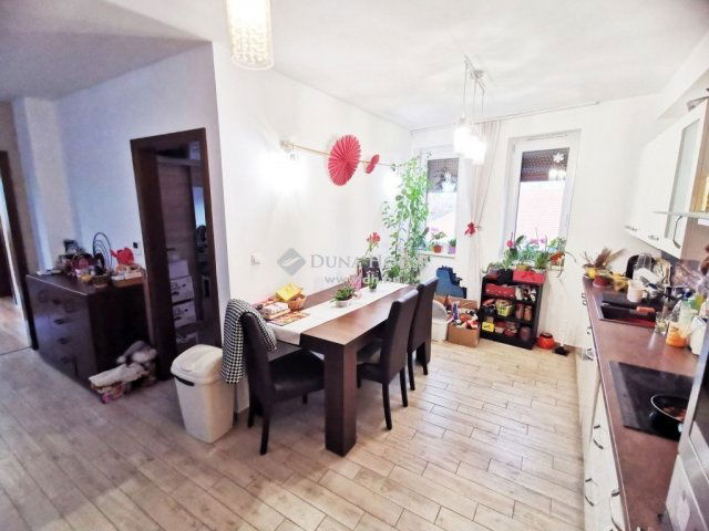 Kiadó téglalakás, albérlet, Kecskeméten 240 E Ft / hó
