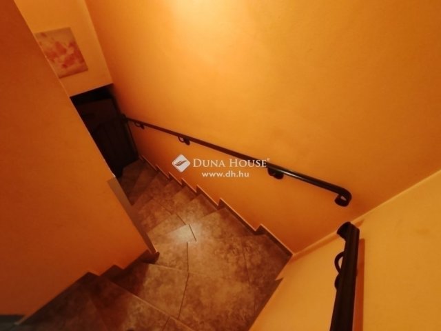 Eladó ikerház, Budapesten, XVII. kerületben 160 M Ft, 5 szobás