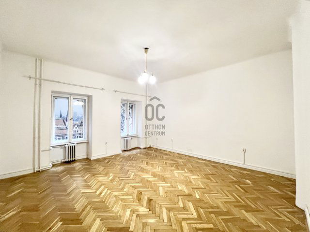 Eladó téglalakás, Budapesten, V. kerületben 94.9 M Ft, 2 szobás