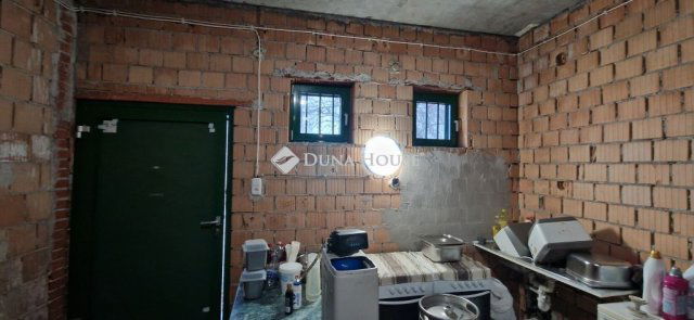 Eladó üzlethelyiség, Fonyódon 43.5 M Ft / költözzbe.hu