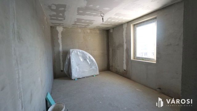 Eladó téglalakás, Ajkán 31.9 M Ft, 2 szobás