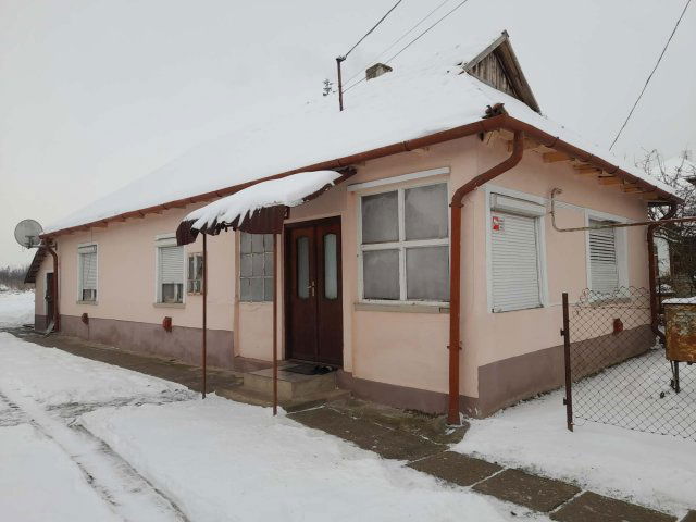 Eladó családi ház, Hernádnémetin 10.9 M Ft, 2 szobás