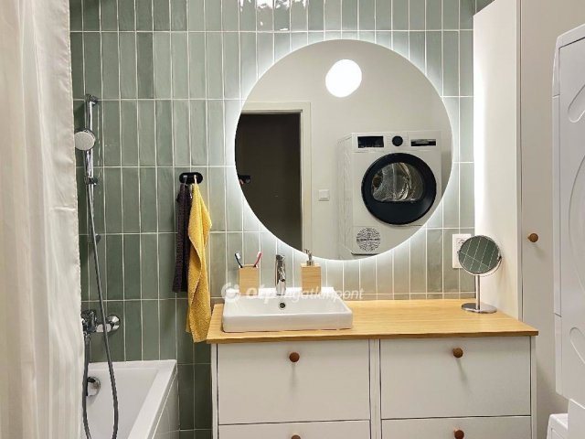 Eladó téglalakás, Budapesten, XVIII. kerületben 95 M Ft