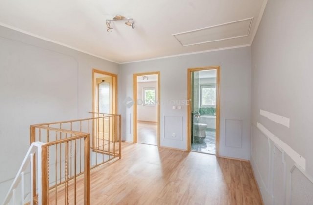 Eladó sorház, Üllőn 89.5 M Ft, 4 szobás / költözzbe.hu