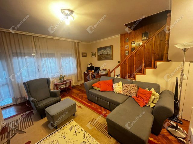 Eladó ikerház, Debrecenben 110 M Ft, 3 szobás