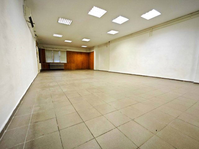 Kiadó üzlethelyiség, Miskolcon 378 E Ft / hó