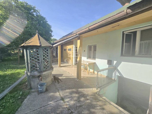 Eladó családi ház, Iklódbördőcén 13.8 M Ft, 2 szobás