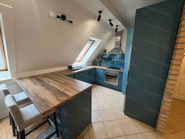 Kiadó téglalakás, albérlet, Szolnokon 190 E Ft / hó, 2+1 szobás