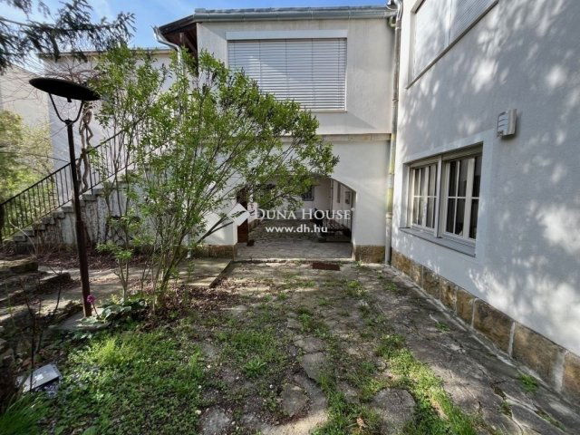 Eladó téglalakás, Budapesten, I. kerületben 239.9 M Ft, 3 szobás