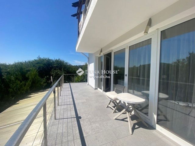 Eladó családi ház, Budapesten, II. kerületben 280.781 M Ft