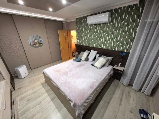 Eladó téglalakás, Hajdúböszörményen 49.9 M Ft, 2 szobás