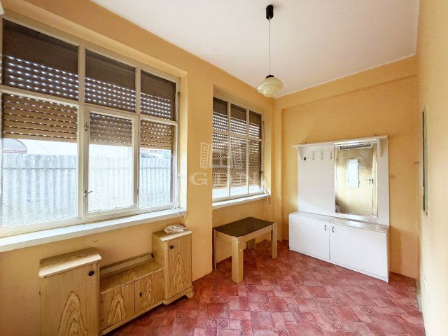 Eladó családi ház, Baján 40.5 M Ft, 3 szobás