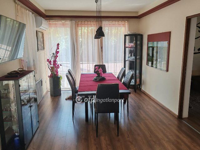 Eladó családi ház, Kápolnásnyéken 189 M Ft, 4 szobás