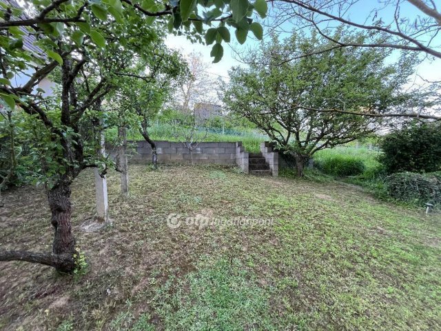 Eladó nyaraló, Gyódon 22 M Ft, 1 szobás / költözzbe.hu