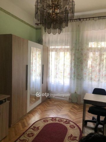 Eladó téglalakás, Szegeden 62.9 M Ft, 3 szobás