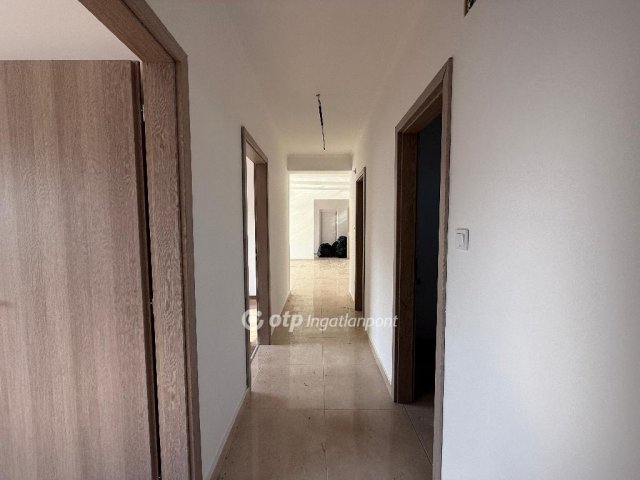 Eladó családi ház, Ráckevén 88.9 M Ft, 4 szobás