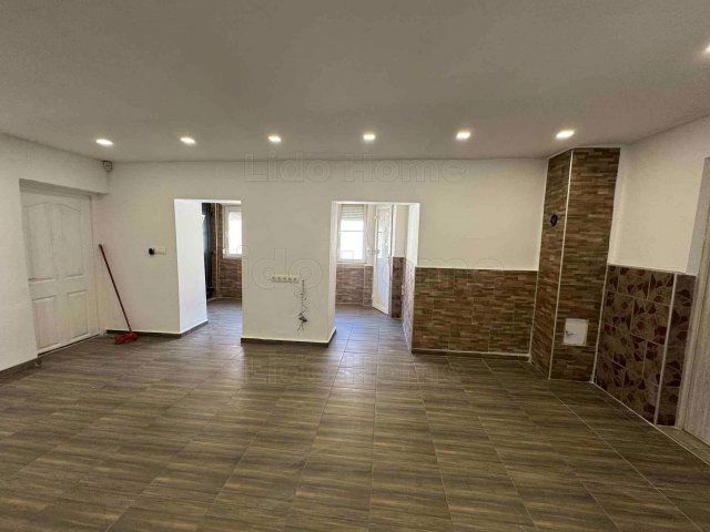 Eladó családi ház, Lepsényben 34.9 M Ft, 2 szobás